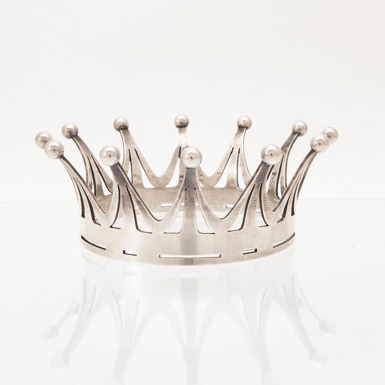 A silver bridal crown from 1960's.