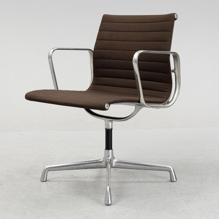 A model EA 108 swivel armchair by Charles and Ray Eames for Herman Miller, designed 1958.