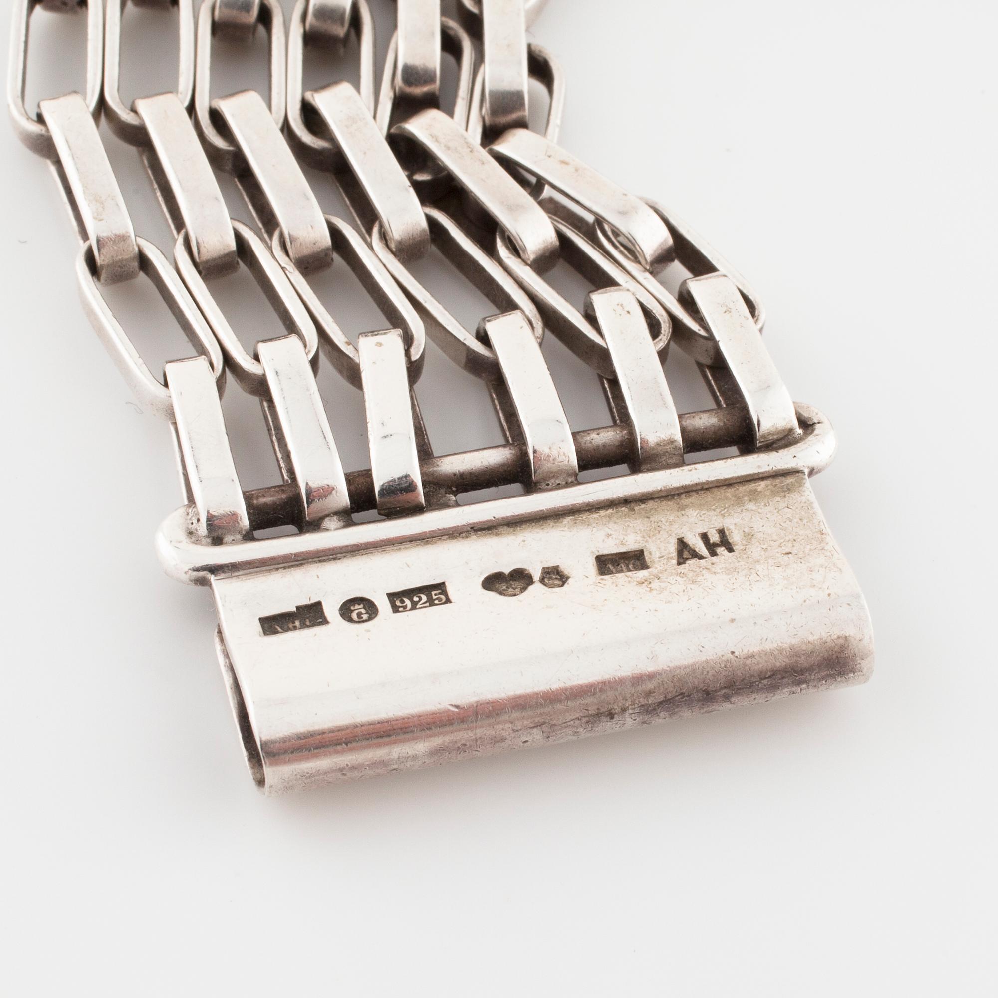 ANDERS HÖGBERG, Göteborg 1975, a bracelet.