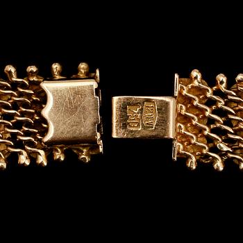 COLLIER, 18 k guld. Vikt ca 41 g.