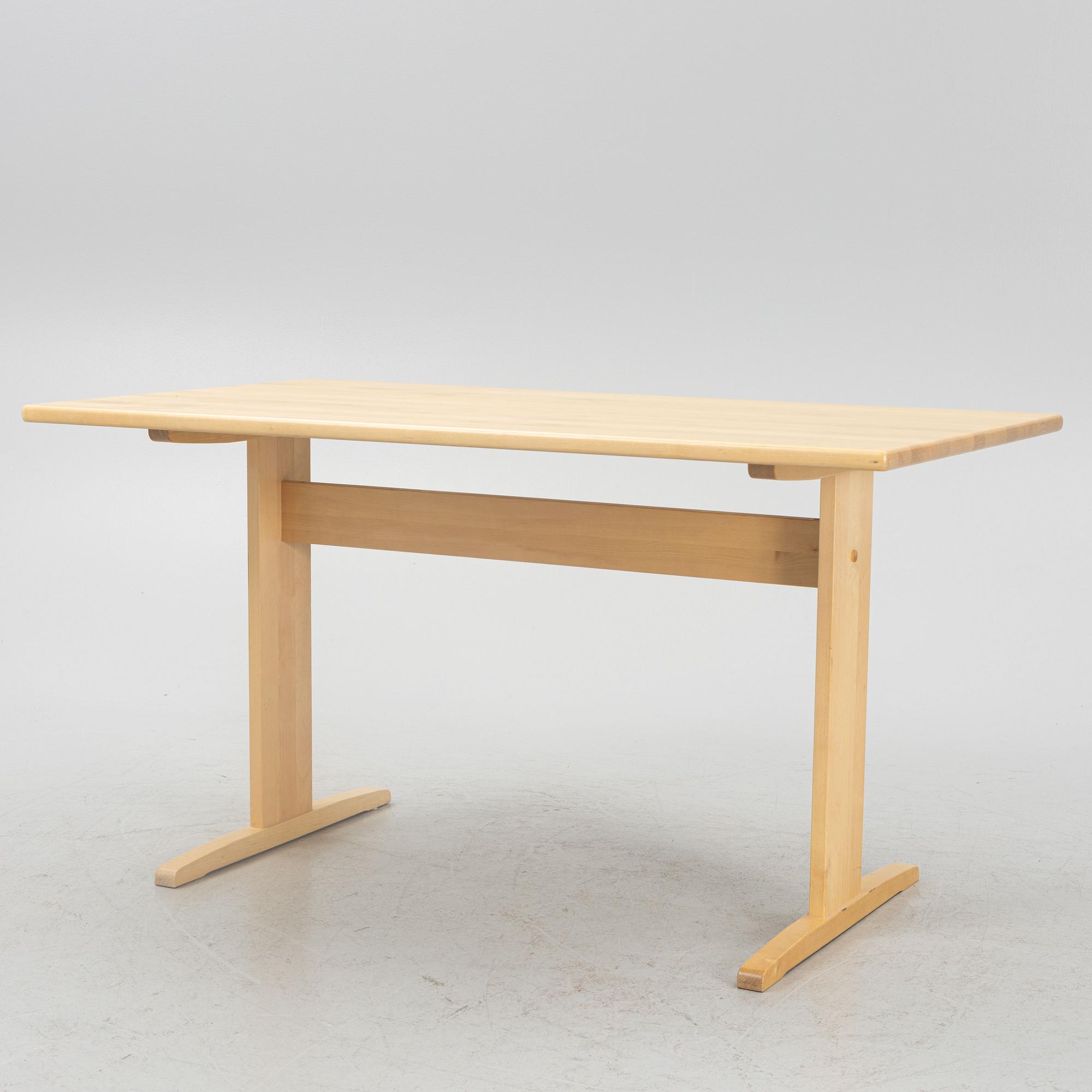 . Yngve Ekström, matbord, "Björka", Stolab, 2007.