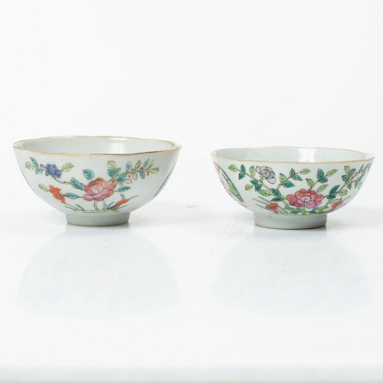 Skålar, sju stycken, porslin. Sen Qingdynasti, omkring 1900.