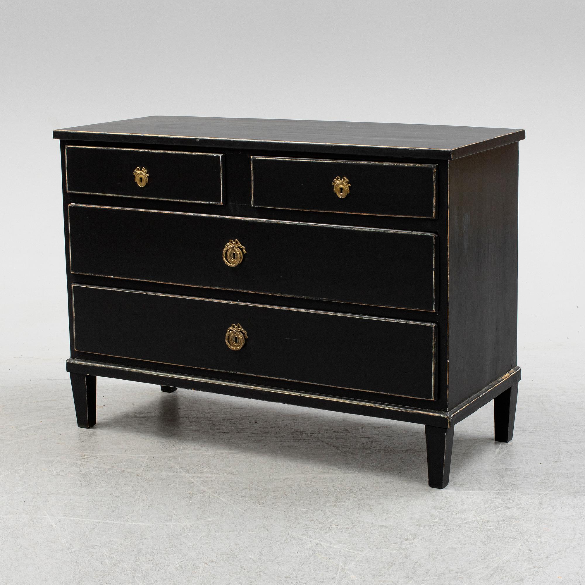 A Gustavian style chest of drawers, 19th Century.