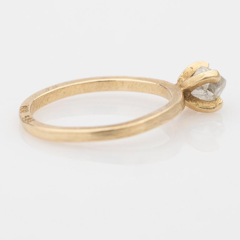 Ring, 14k gold with uncut diamond.