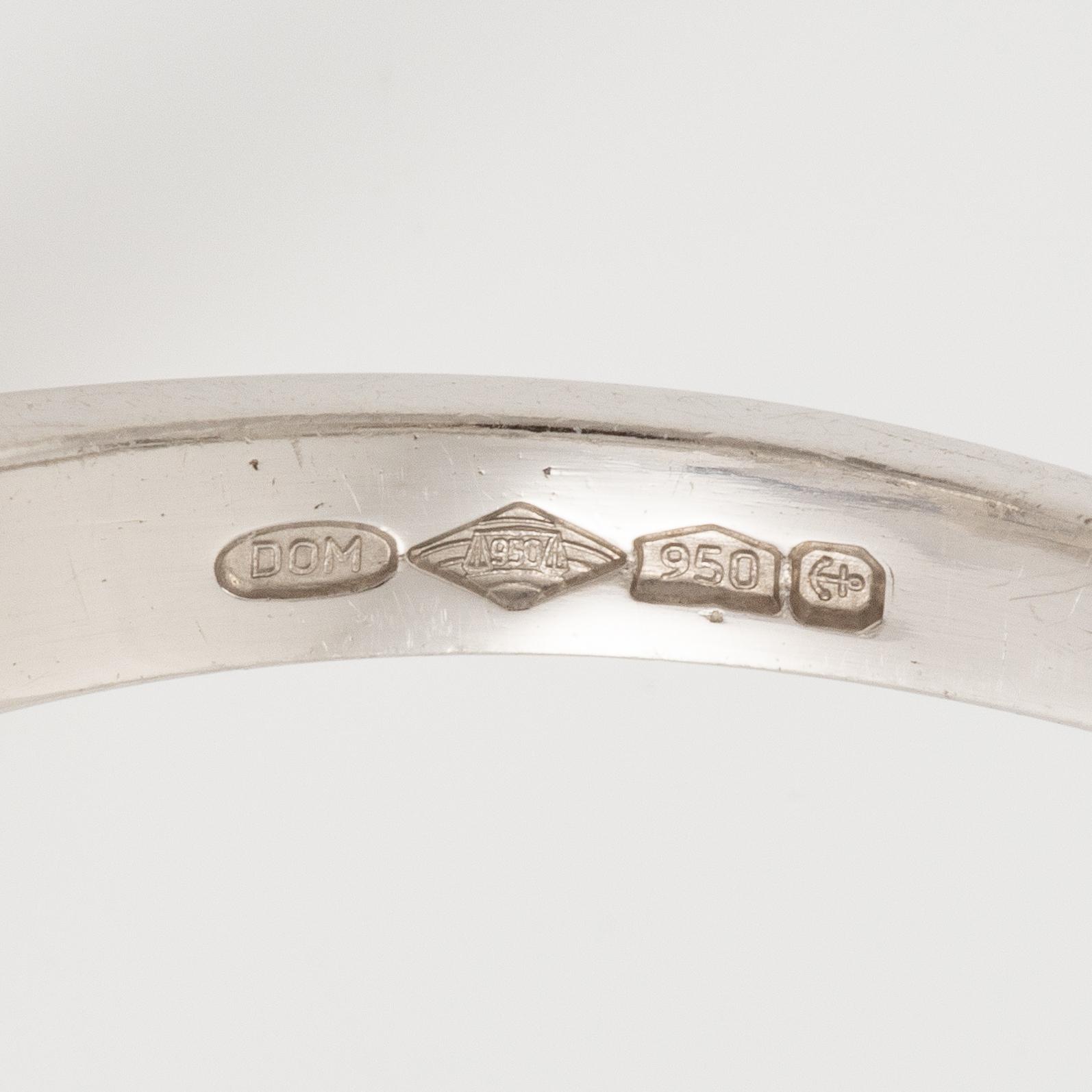 A platinum ring with an emerald-cut diamond 2.31 ct.