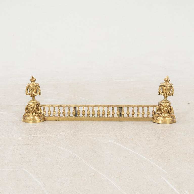 Spark guard in Louis XVI style, 20th century.