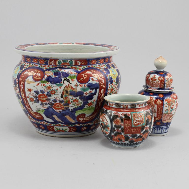 PARTI PORSLIN, 3 delar, Japan, 1900-tal.