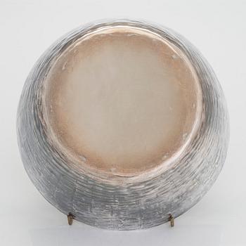 Tapio Wirkkala, a silver bowl, model TW 243, Kultakeskus, Hämeenlinna 1987.