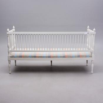 SOFFA, gustaviansk stil, 1900-tal.