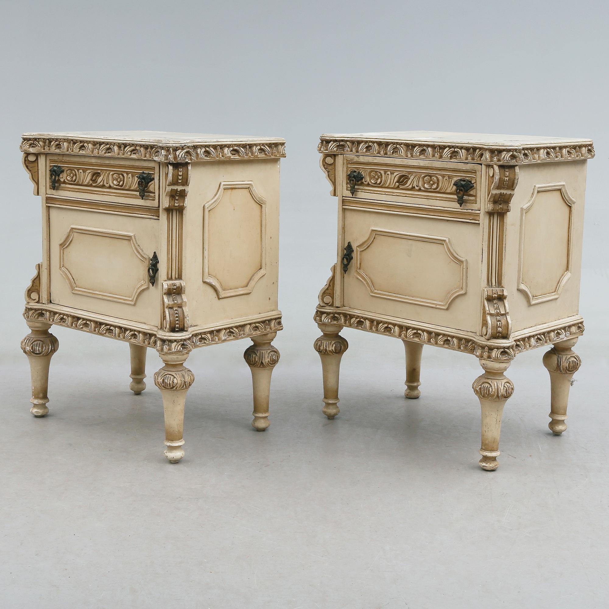 SÄNGBORD, 1 par, 2000-tal.