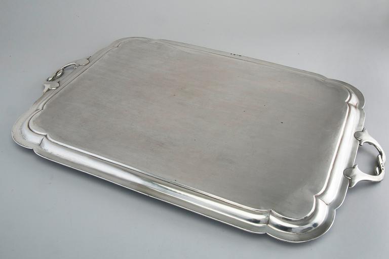 BRICKA, 84 silver. Nikolai Nikitin alt. Henrik Hacklin St. Petersburg 1857. Mått 68x44 cm, vikt 2830 g.