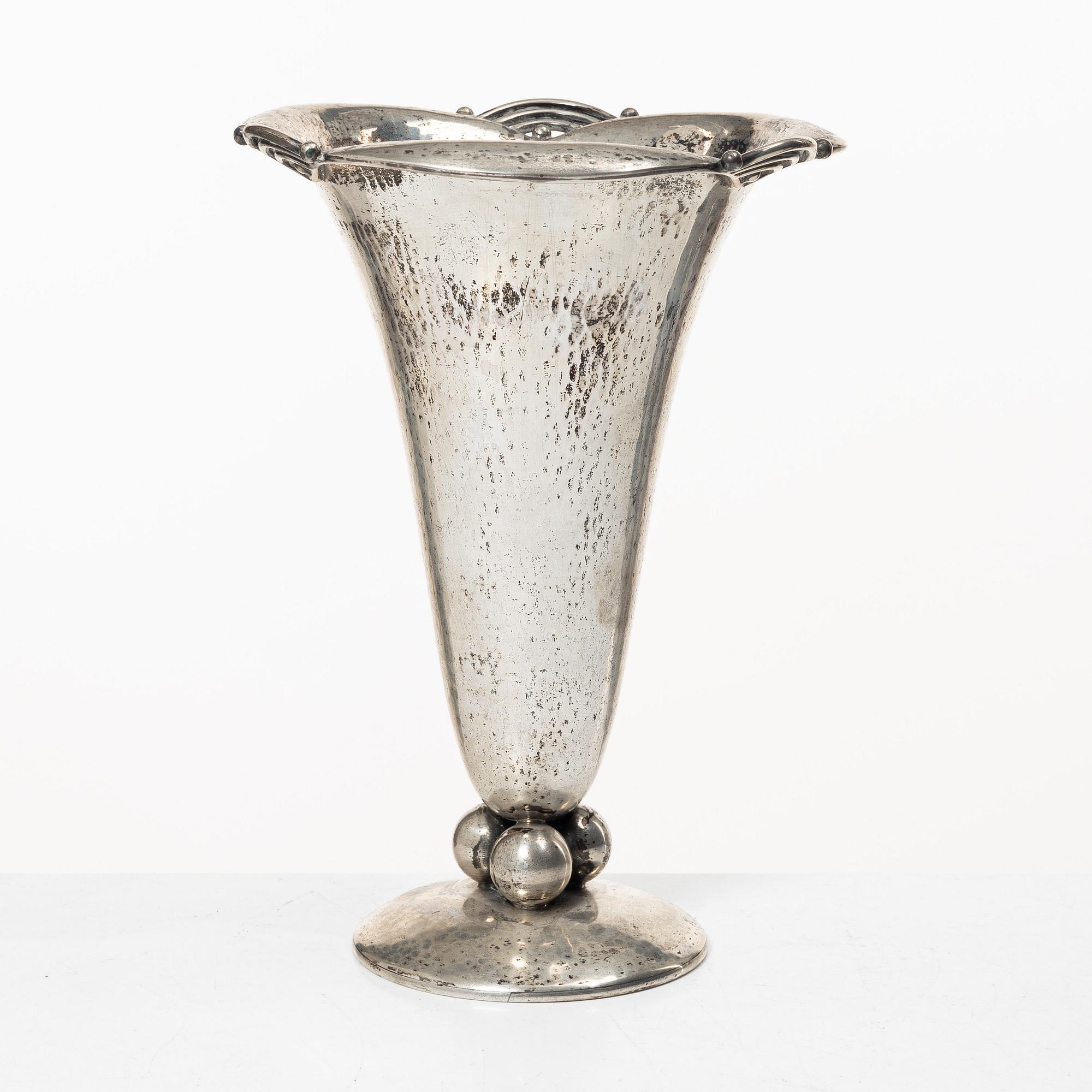 K. Anderson, a silver vase, Stockholm 1930.