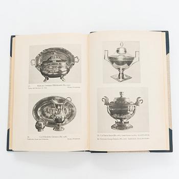 Böcker, 3 st, om silver, Narva, Nyen, S:t Petersburg, Baltikum och Reval. Av L. Bäcksbacka, W. Neumann, A. Friedenthal.