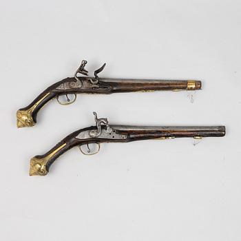 Two pistols for the oriental market, 18th/19th century.