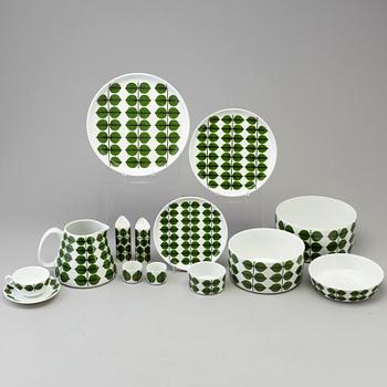 60 pcs porcelain 'Berså' service by Stig Lindberg for Gustavsberg.