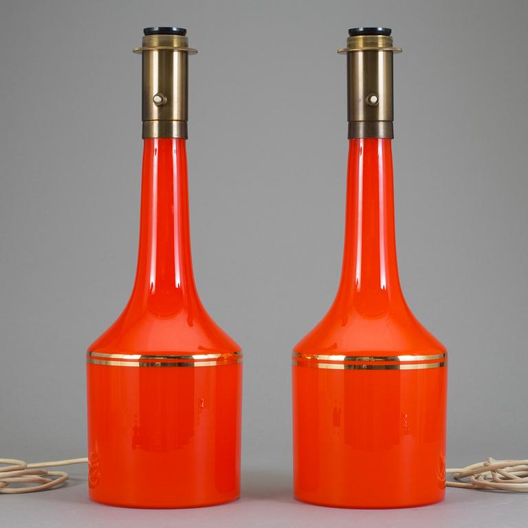 BORDSLAMPOR, ett par, glas, 1960-tal.