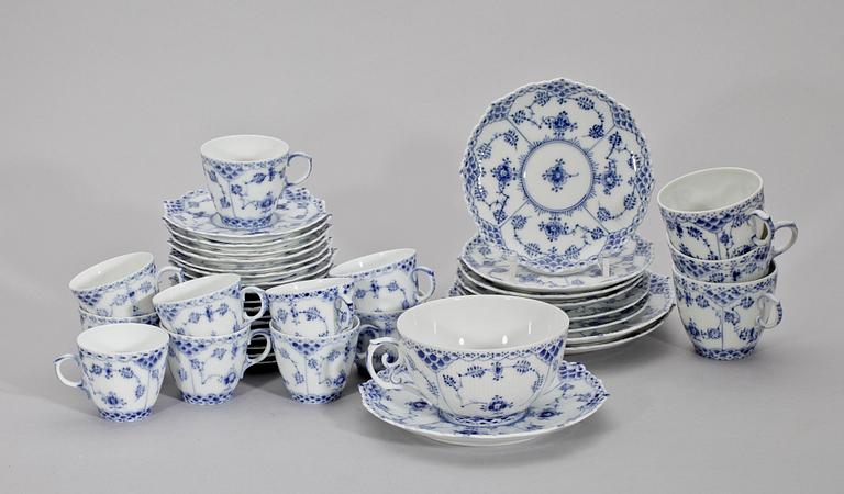 KAFFESERVIS, 14 delar, porslin, Musselmalet, Royal Copenhagen.