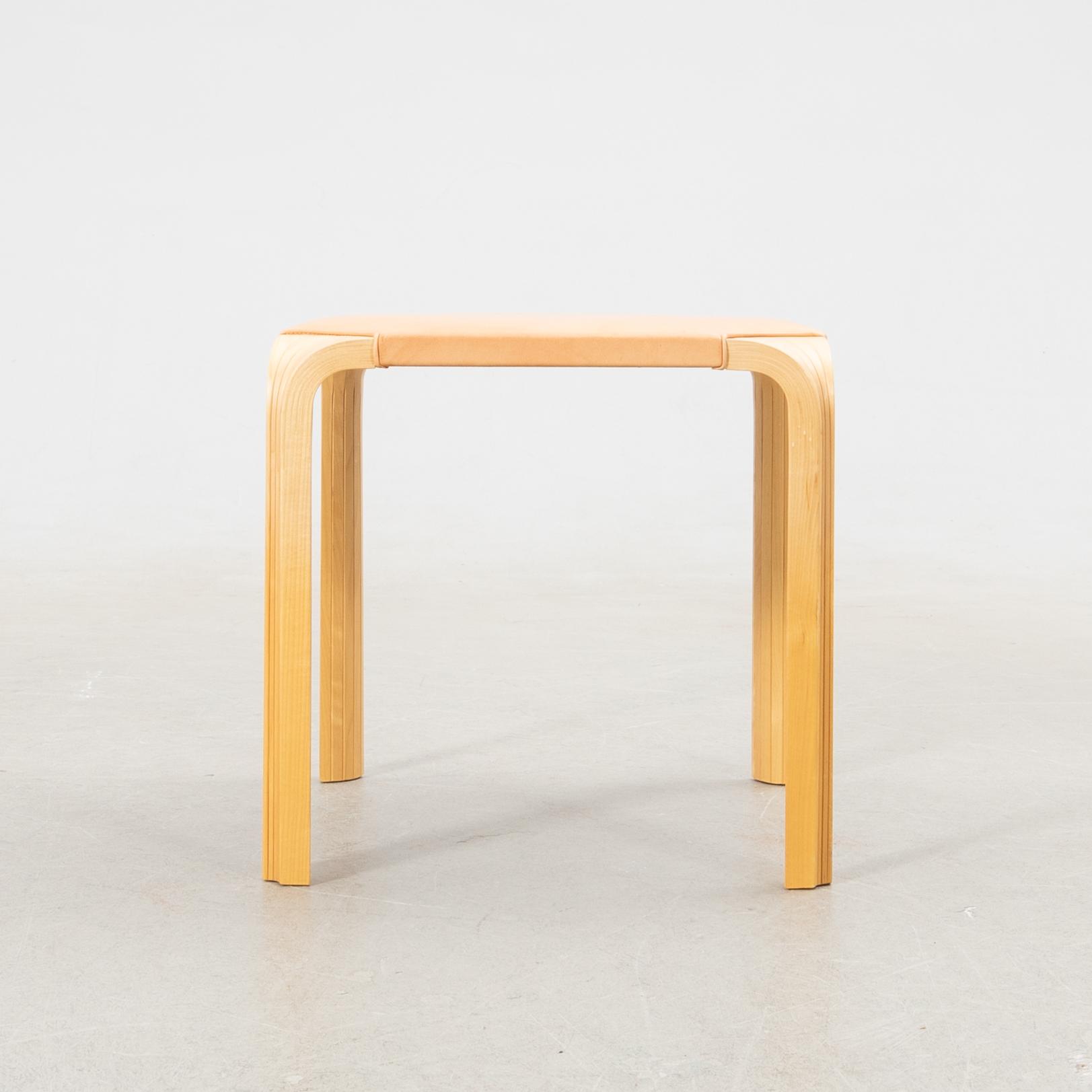 Alvar Aalto, stool X601 Artek Finland.