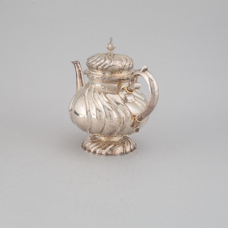 A swedish silver teapot, CG Hallberg, Stockholm 1888.