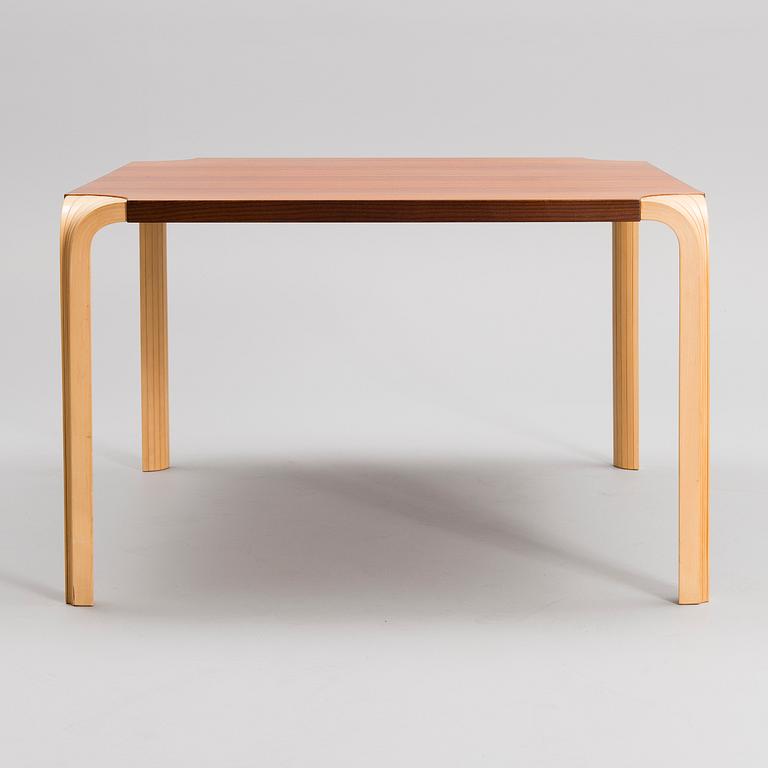ALVAR AALTO, AN X-LEG TABLE. 1960s.