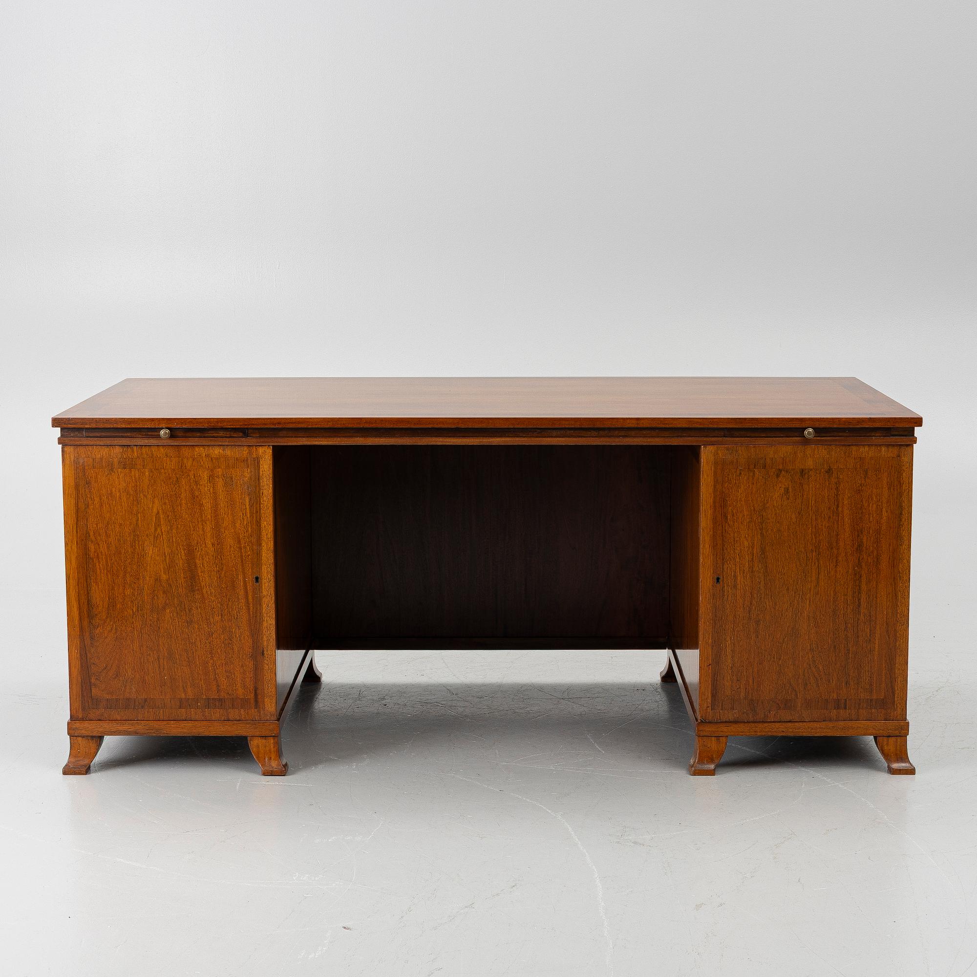 Carl Malmsten, attributed to, an imposing desk, circa late 1920s.