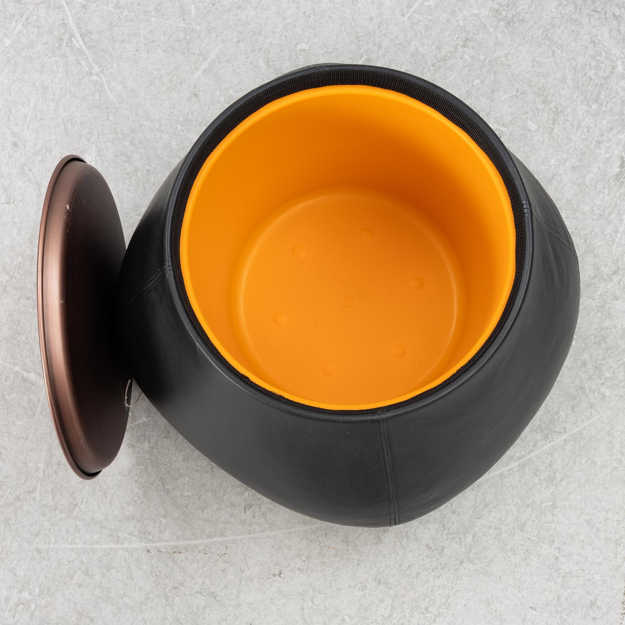 Patricia Urquiola, sidobord, "Fat-Fat", B&B Italia, Italien.