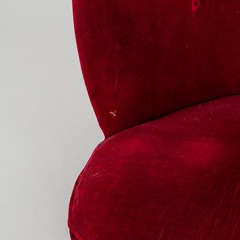 A mid-20th century armchair.