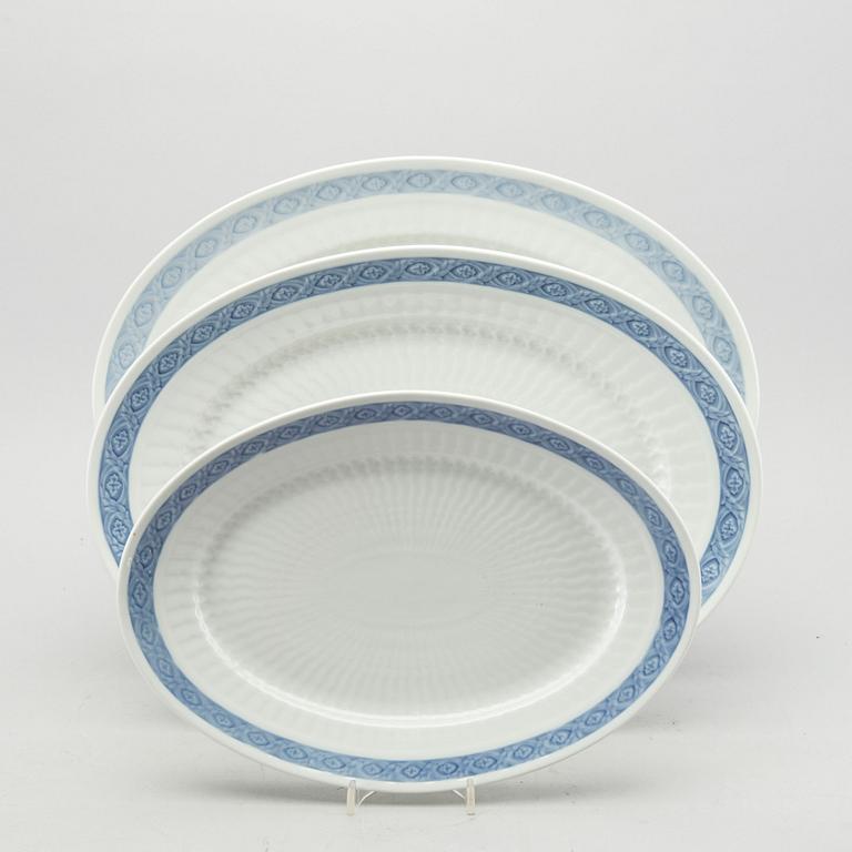 A 47 parts "Blue Vifte" Royal Copenhagen porcelain dinner service.