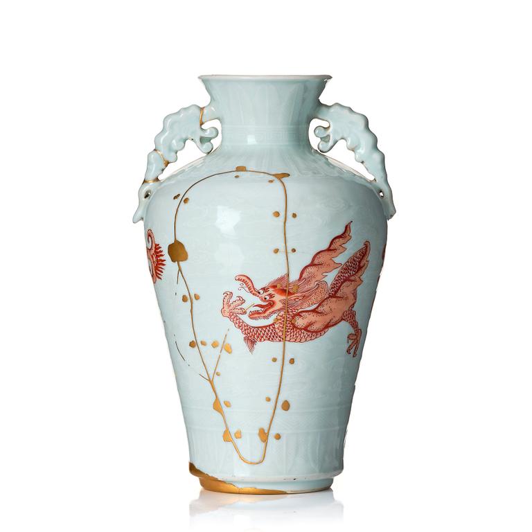 A rare Meiping vase with dragon handles, Qing dynasty, with Yongzheng mark and of the period (1723-35).