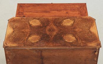 BYRÅ. Gustaviansk, 1700-talets slut. Möjligen av Westring i Gränna.