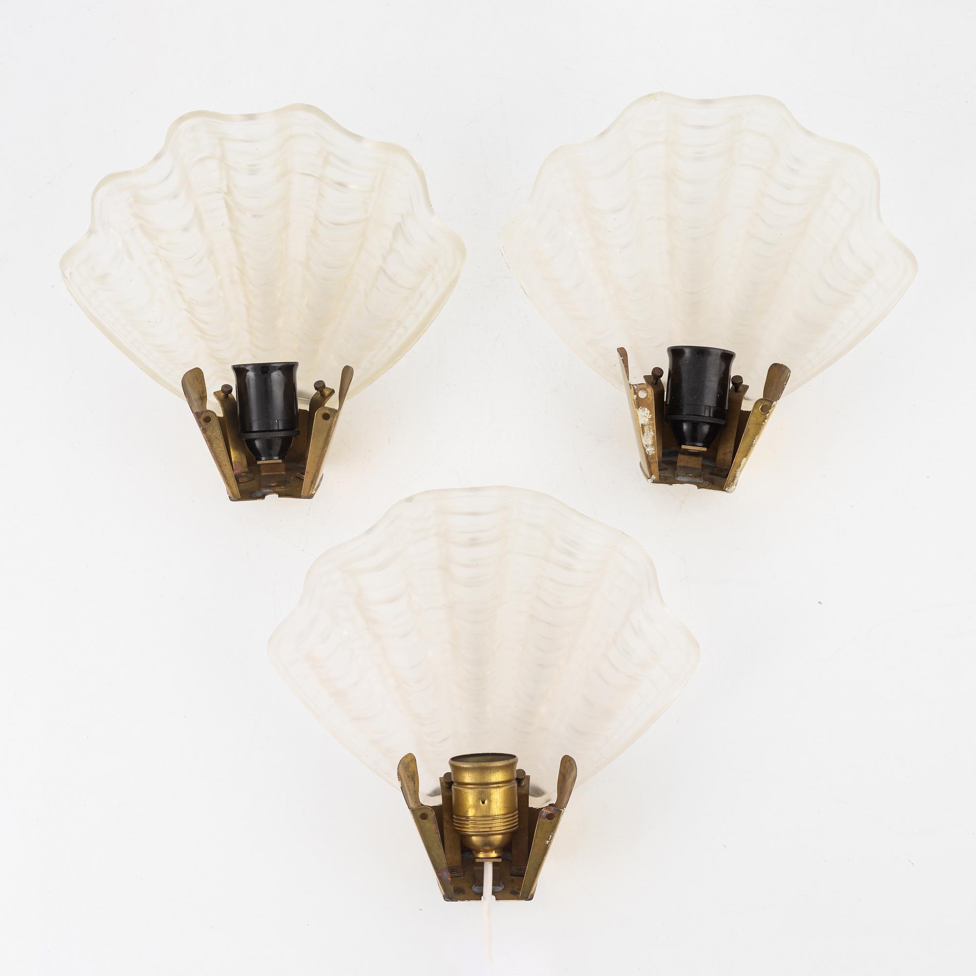 Vägglampor, 3 st, "coquille", ASEA belysning 1940-tal.