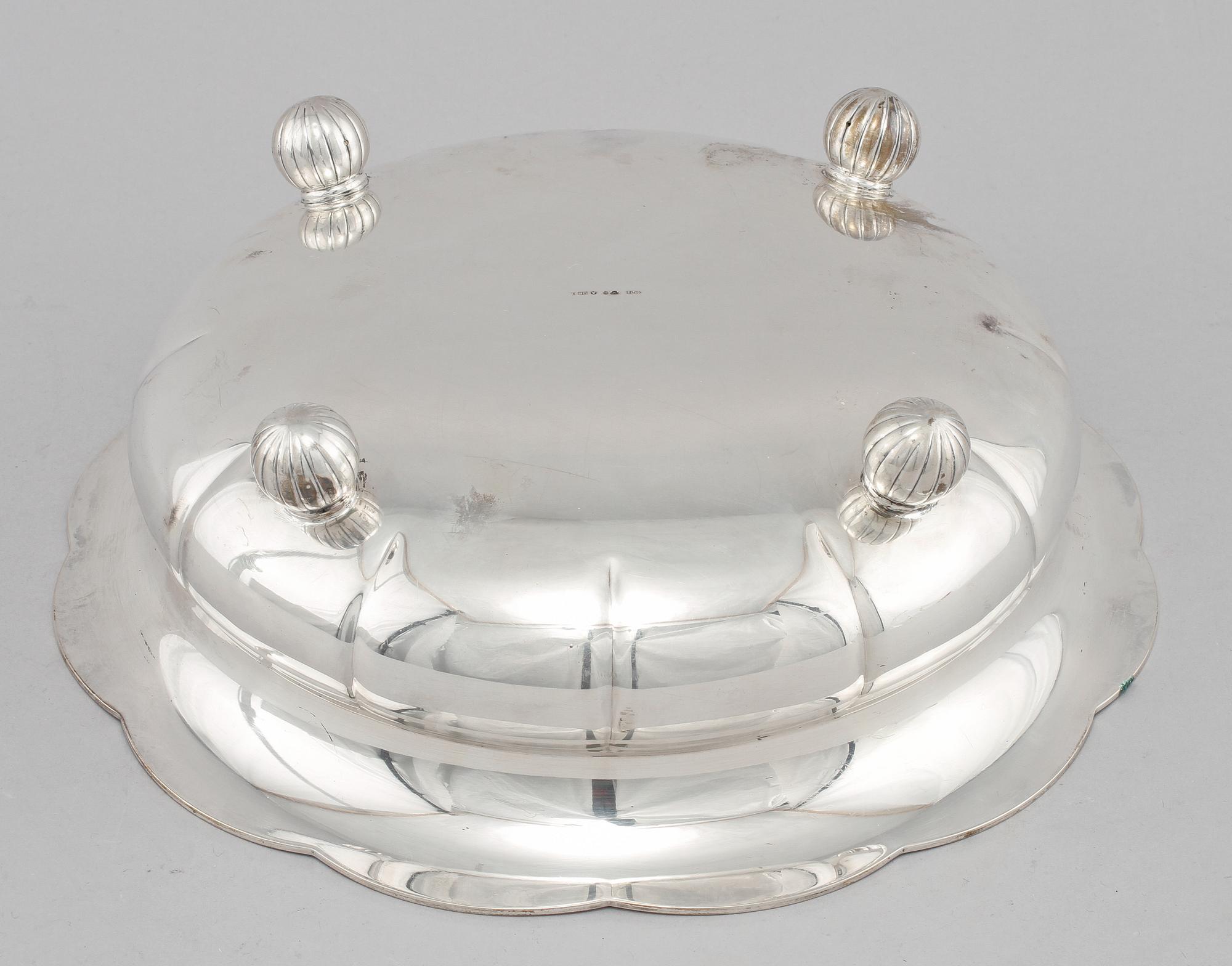 SKÅL, silver, GAB, Stockholm, 1933. Vikt 670 g.