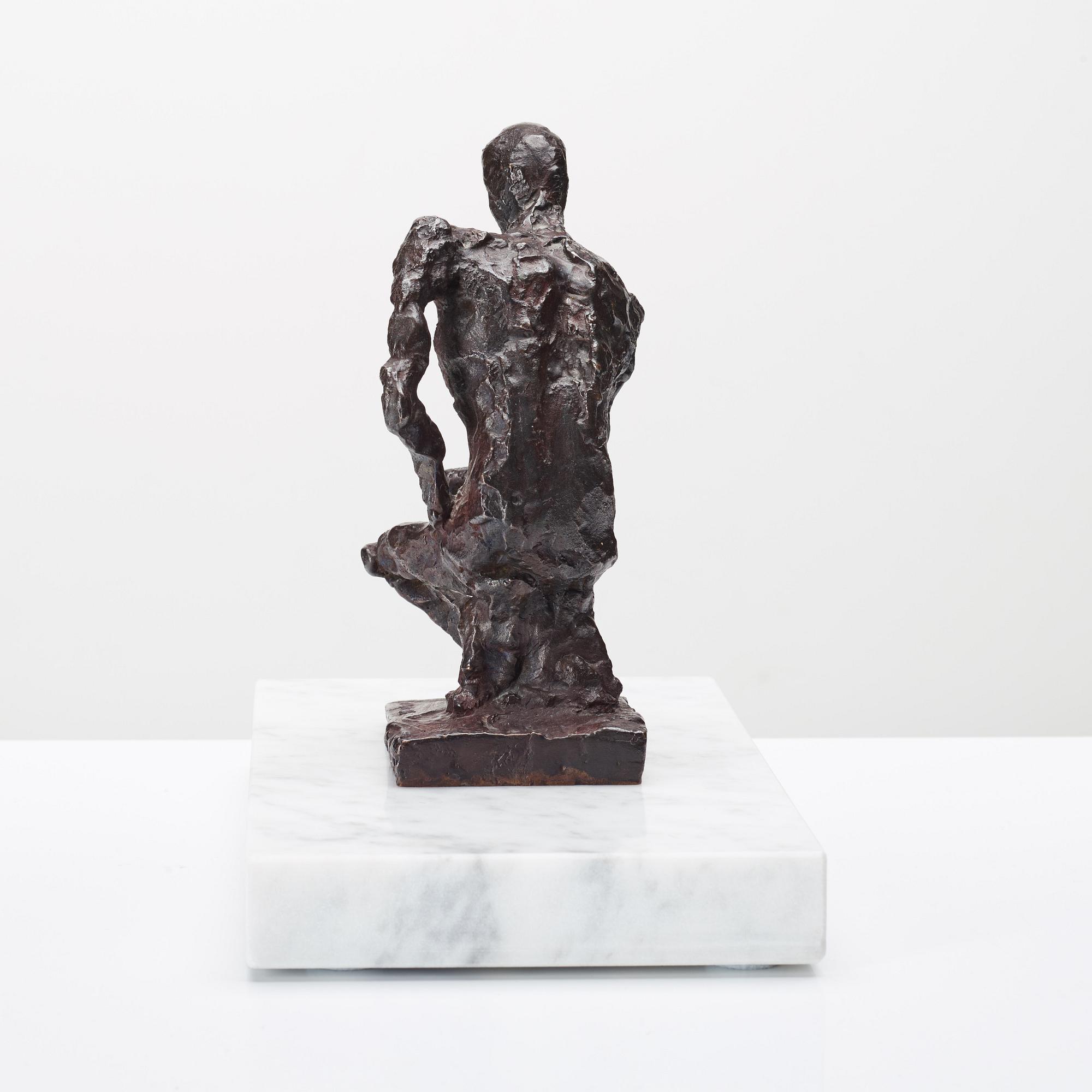 Asmund Arle, skulptur, signerad Asmund Arle samt gjutarmärkt H. Bergman Cire Perdue.