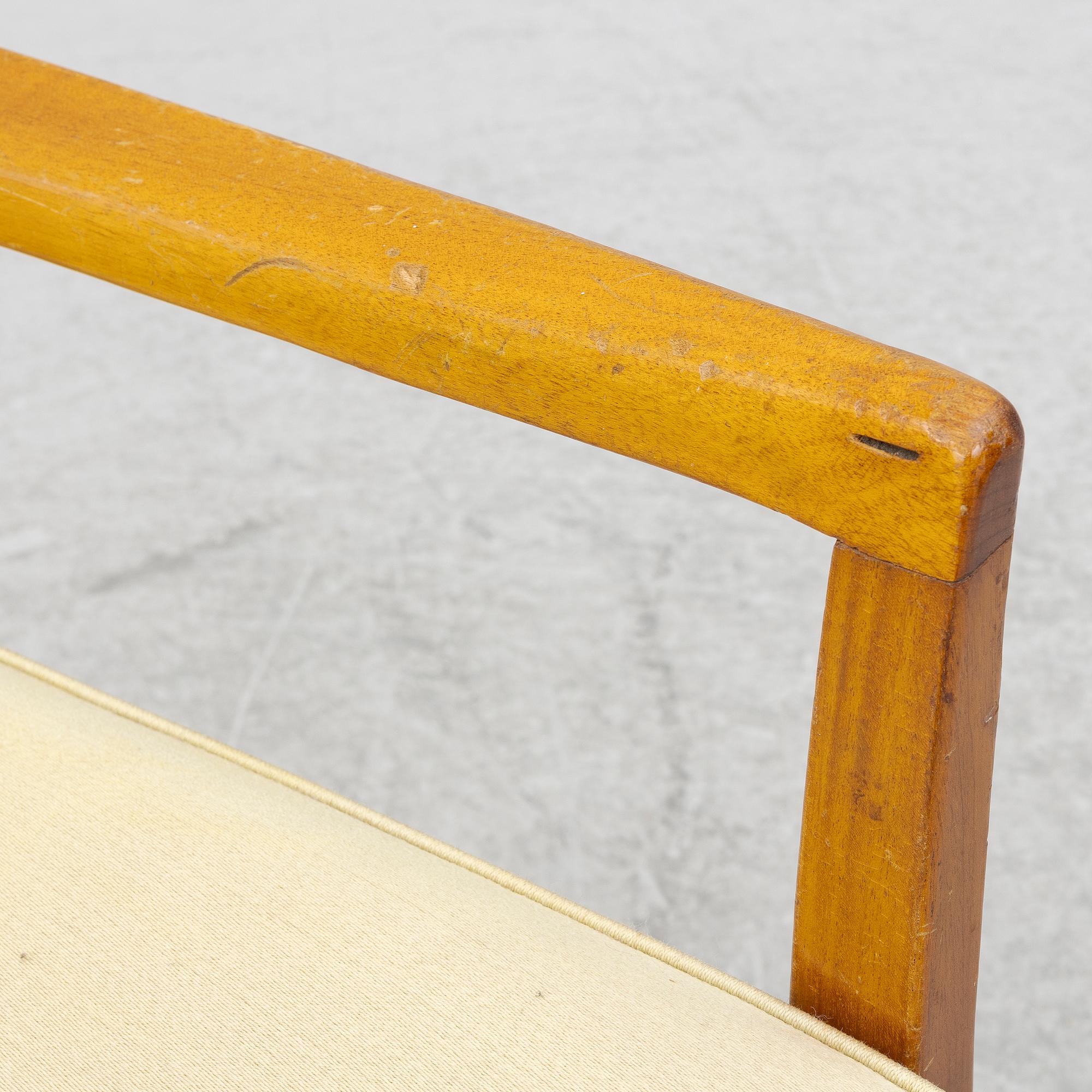 Fåtöljer, ett par, Engen Örkelljunga, 1900-talets mitt.