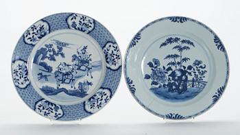 FAT, 2 stycken, porslin, Kina Kangxi samt Qianlong.
