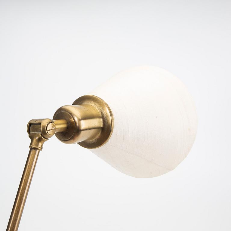 A Josef Frank wall lamp nr '2226', Svenskt Tenn, Sweden, 1930-40s.