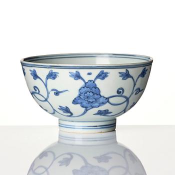 A blue and white 'floral' bowl and a dish, Ming dynasty, Jiajing (1522-1566).