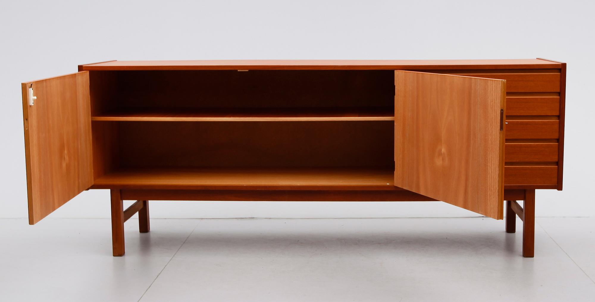 SIDEBORD, 1960-tal.