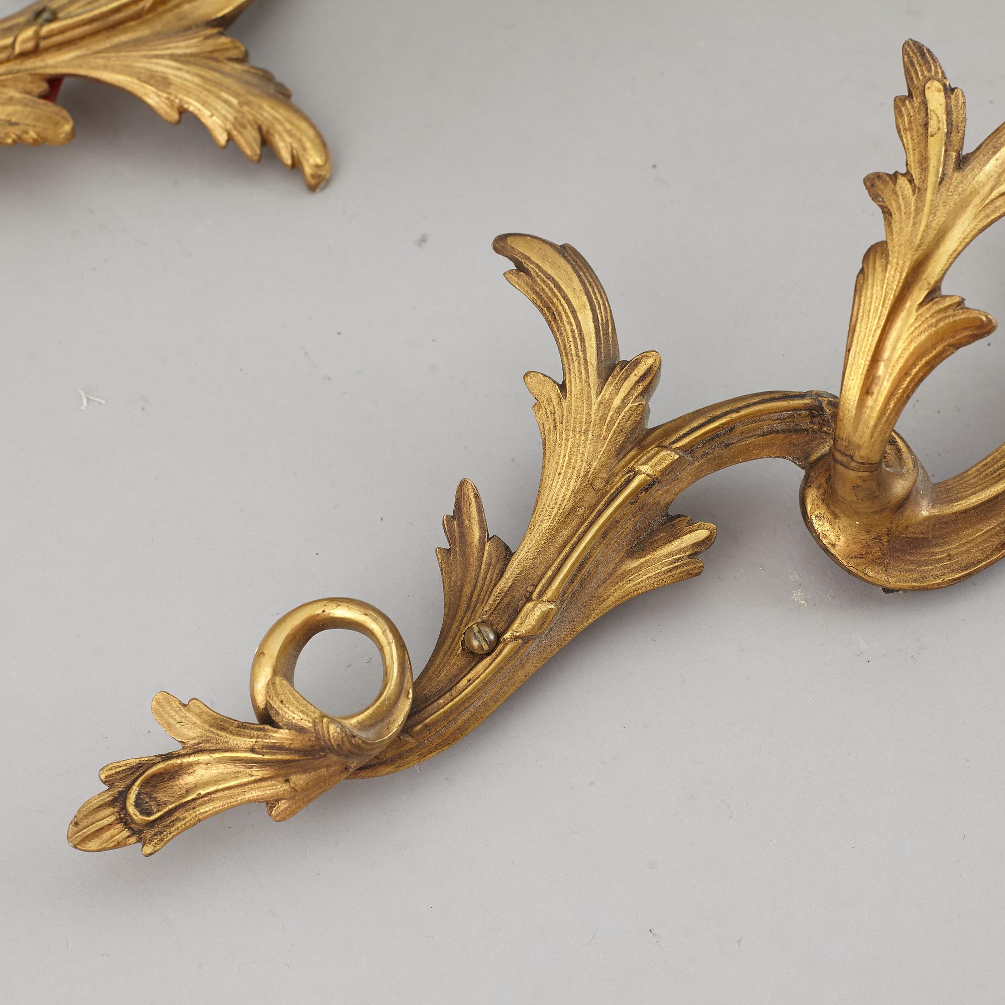 APPLIQUER, för ett ljus, ett par, mässing, Louis XV-stil 1900-tal.