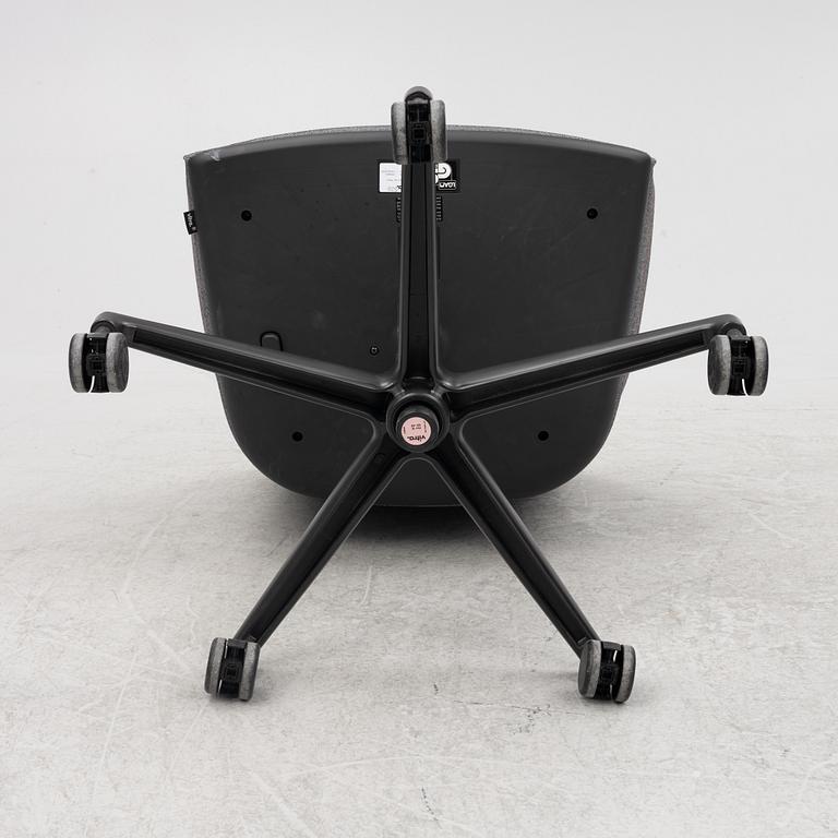 Ronan & Erwan Bouroullec, a 'Softshell Chair' desk chair, Vitra, 2015.