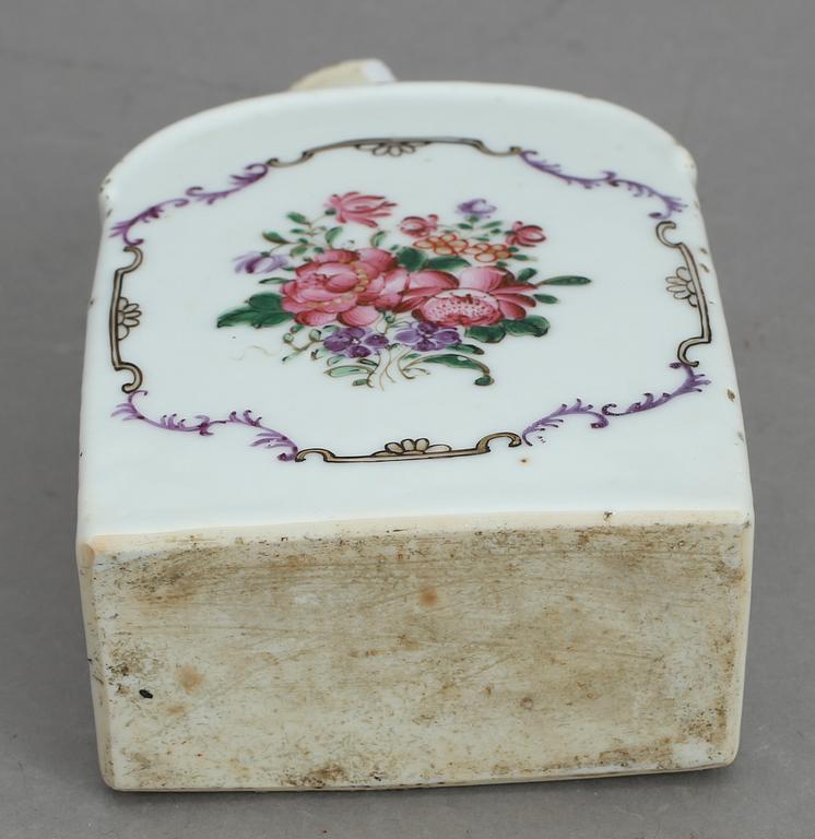 TEDOSA, porslin, Qingdynastin Qianlong 1736-95.