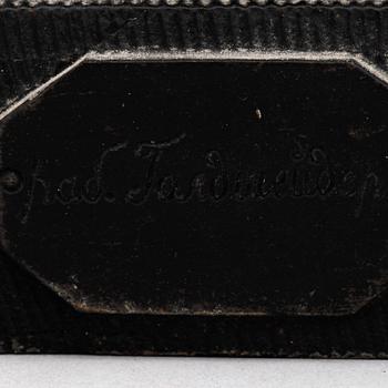 SKULPTUR. Brons. 1900-tal. Stämpelmärkt "Ett verk av Goldscheider".