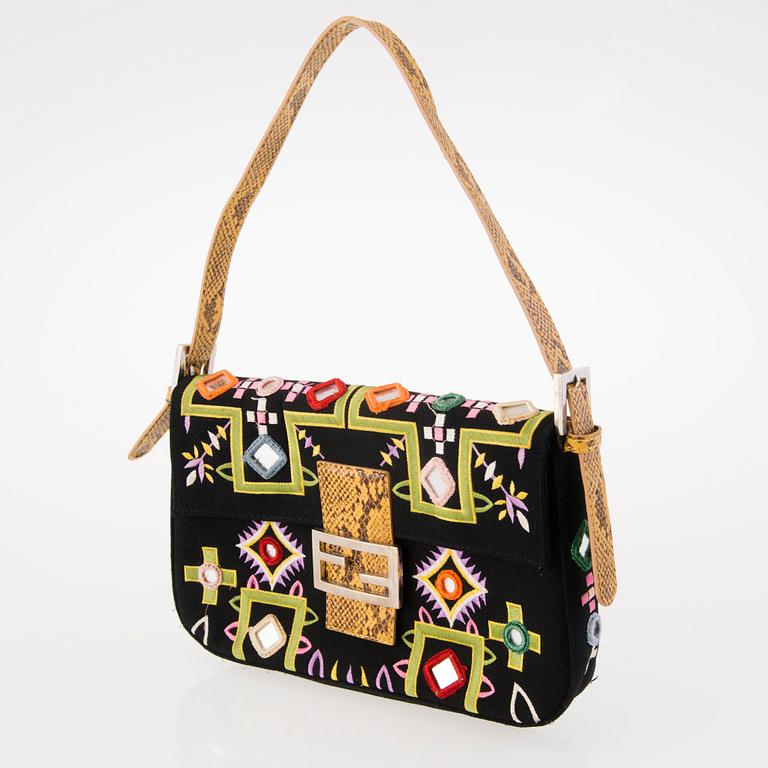 FENDI Vintage Baguette Bag.