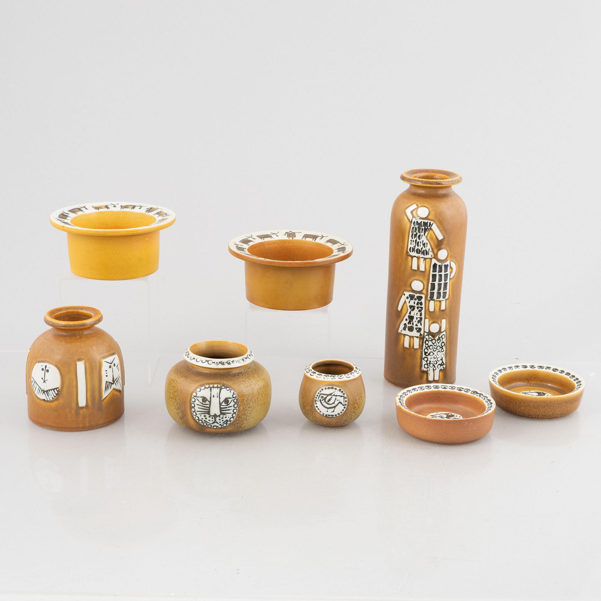 Lisa Larson, vaser, 4 st, skålar, 2 st och fat, 2 st, stengods "Thalia", Gustavsberg.