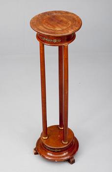 PIEDESTAL, mahogny, empirestil, 1900-talets början.