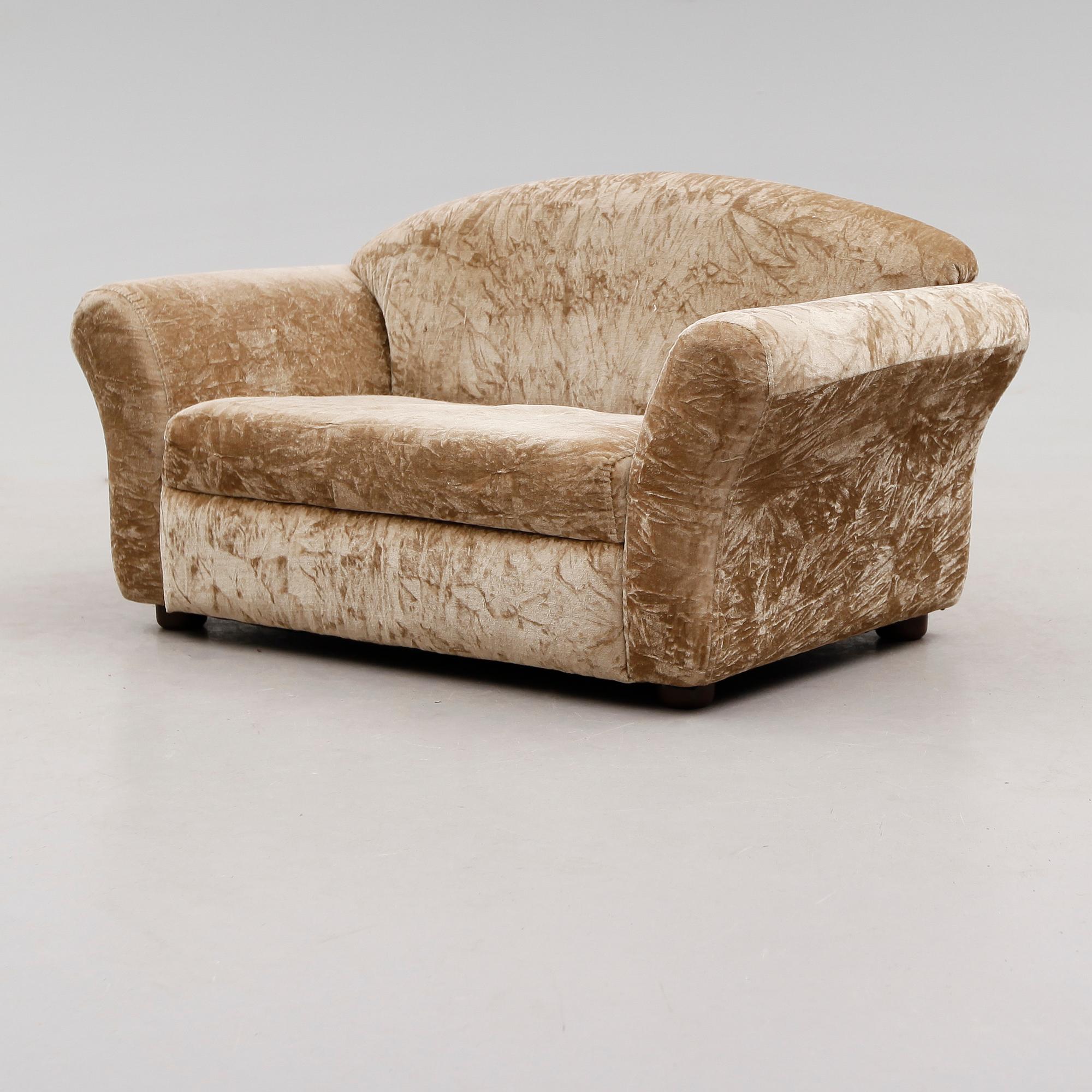 BARNSOFFA, 1900-/2000-tal.