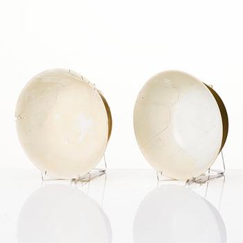 A pair of yellow glazed bowls, late Qing dynasty with six character mark.