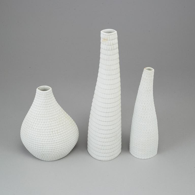 STIG LINDBERG, vaser, 3 st, stengods, "Reptil", Gustavsberg, i produktion 1953-63.