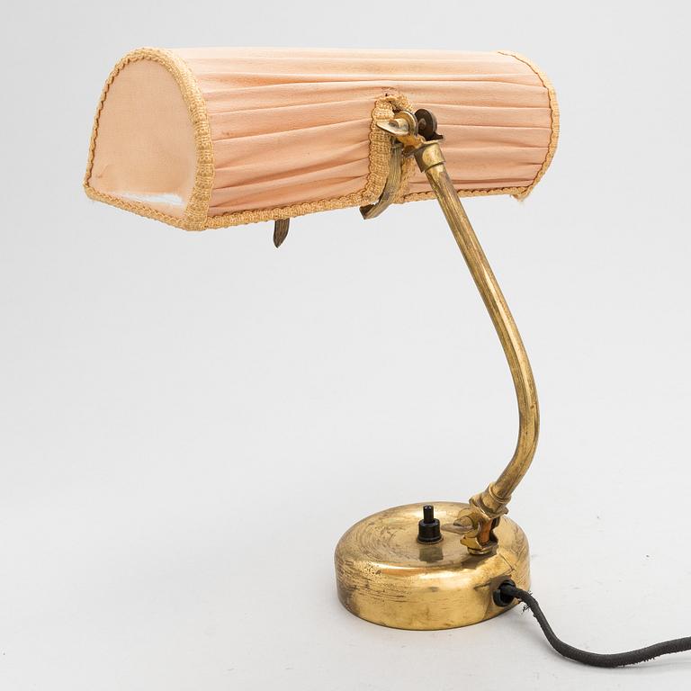 Mauri Almari, bordslampa, modell 61041, Idman 1950-tal.