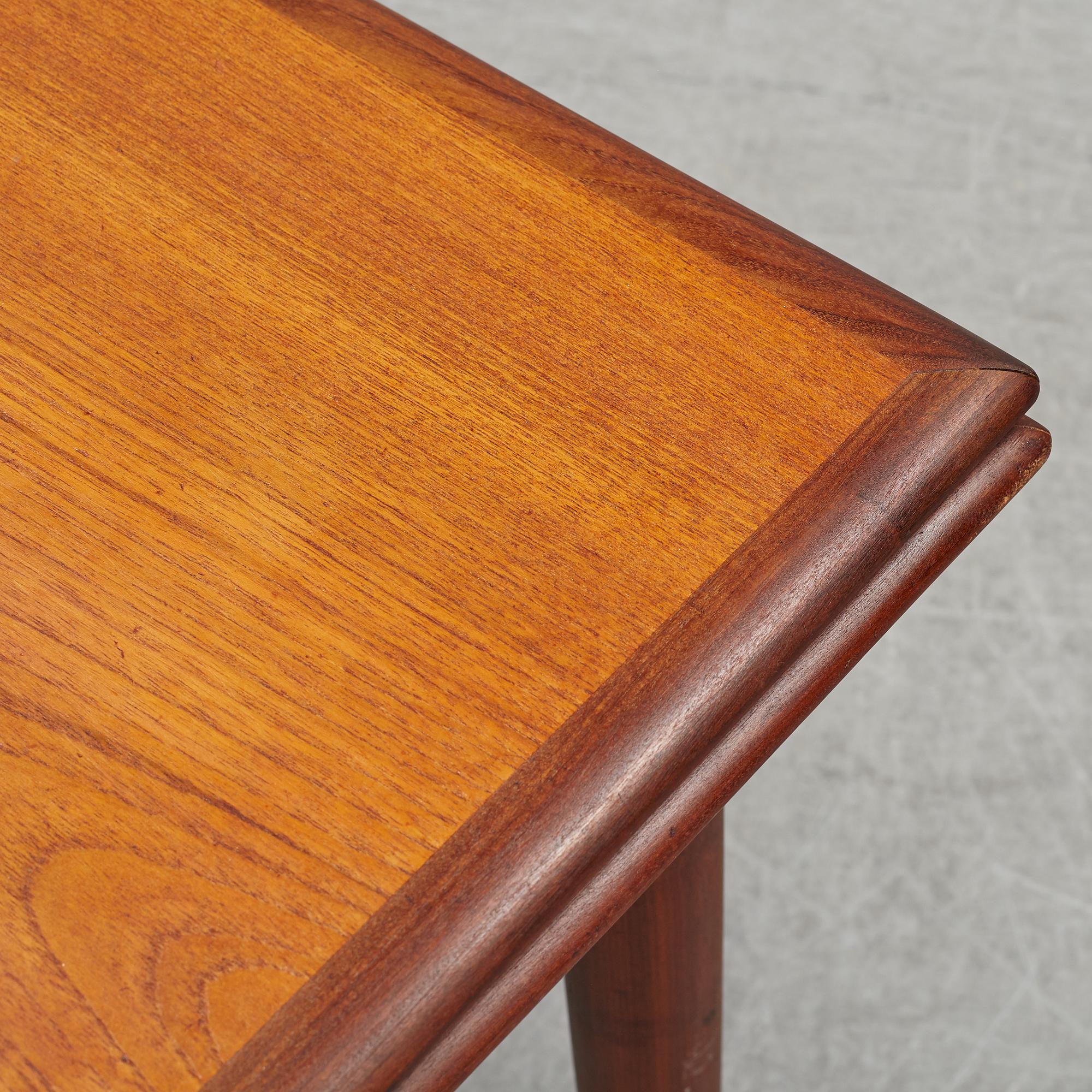 Matbord, 1900-talets andra hälft.